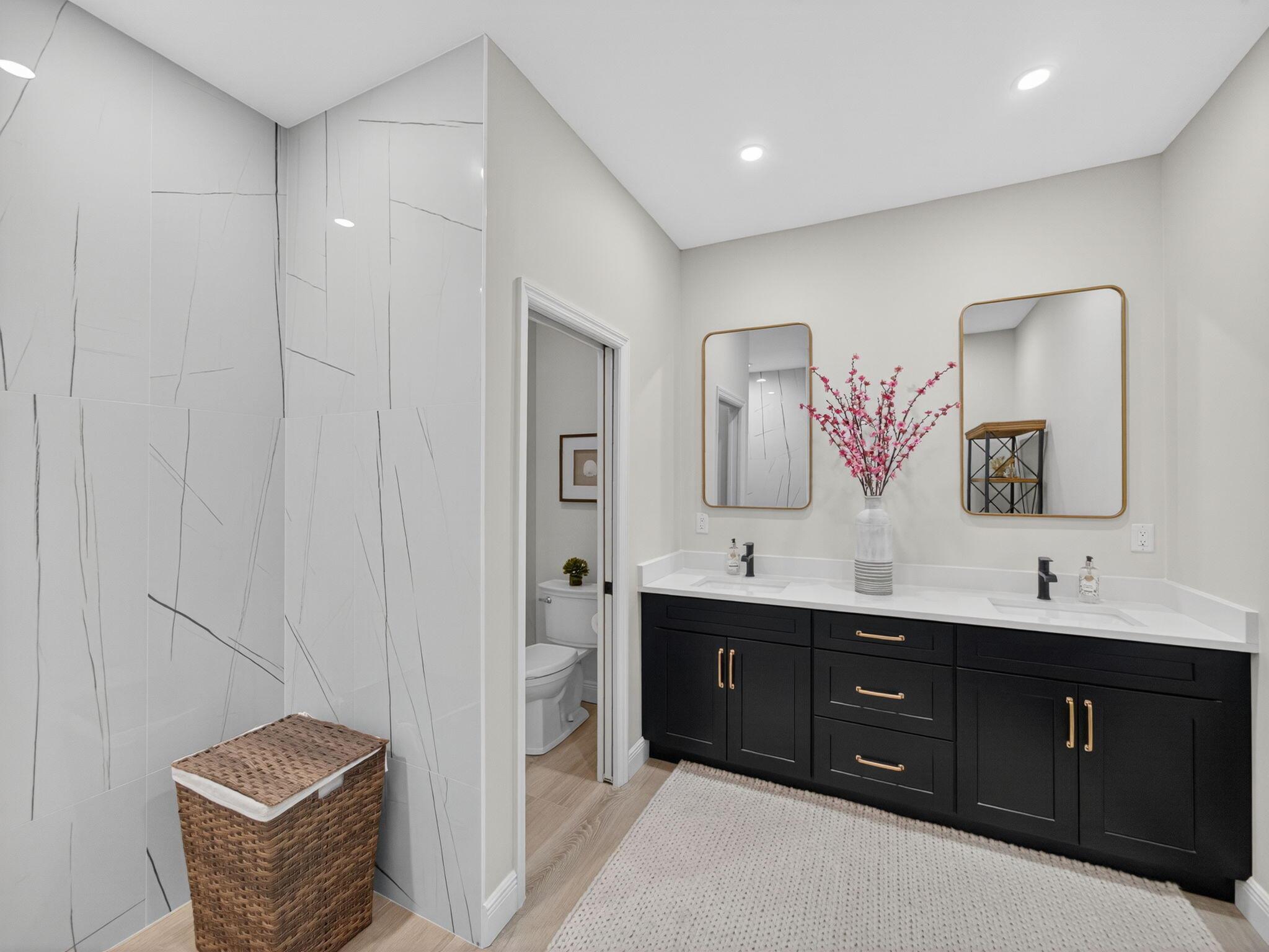 WILLOUGHBY (AKA WILLOUGHB - Residential