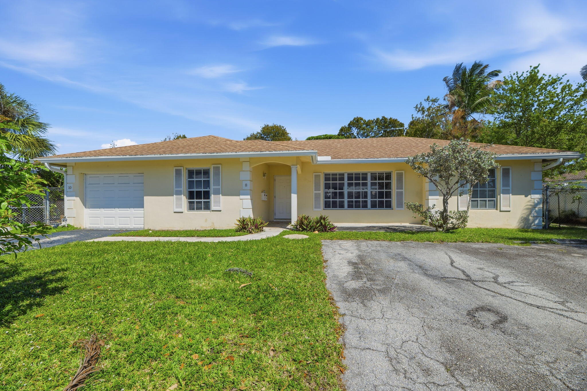 DEERFIELD BEACH ESTATES - Residential Income