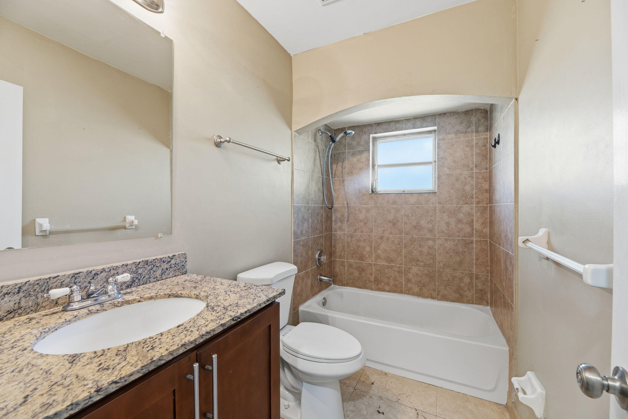DEERFIELD BEACH ESTATES - Residential Income