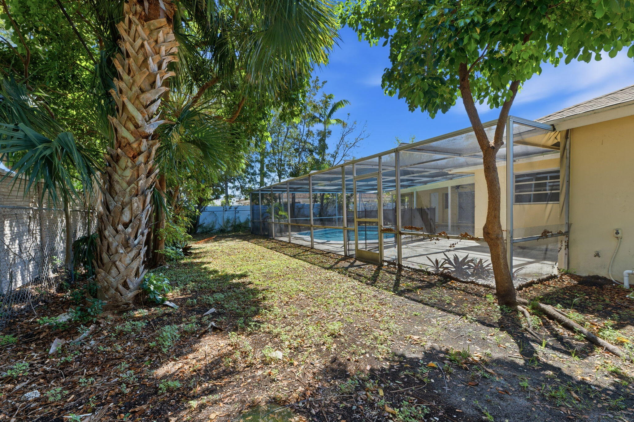 DEERFIELD BEACH ESTATES - Residential Income