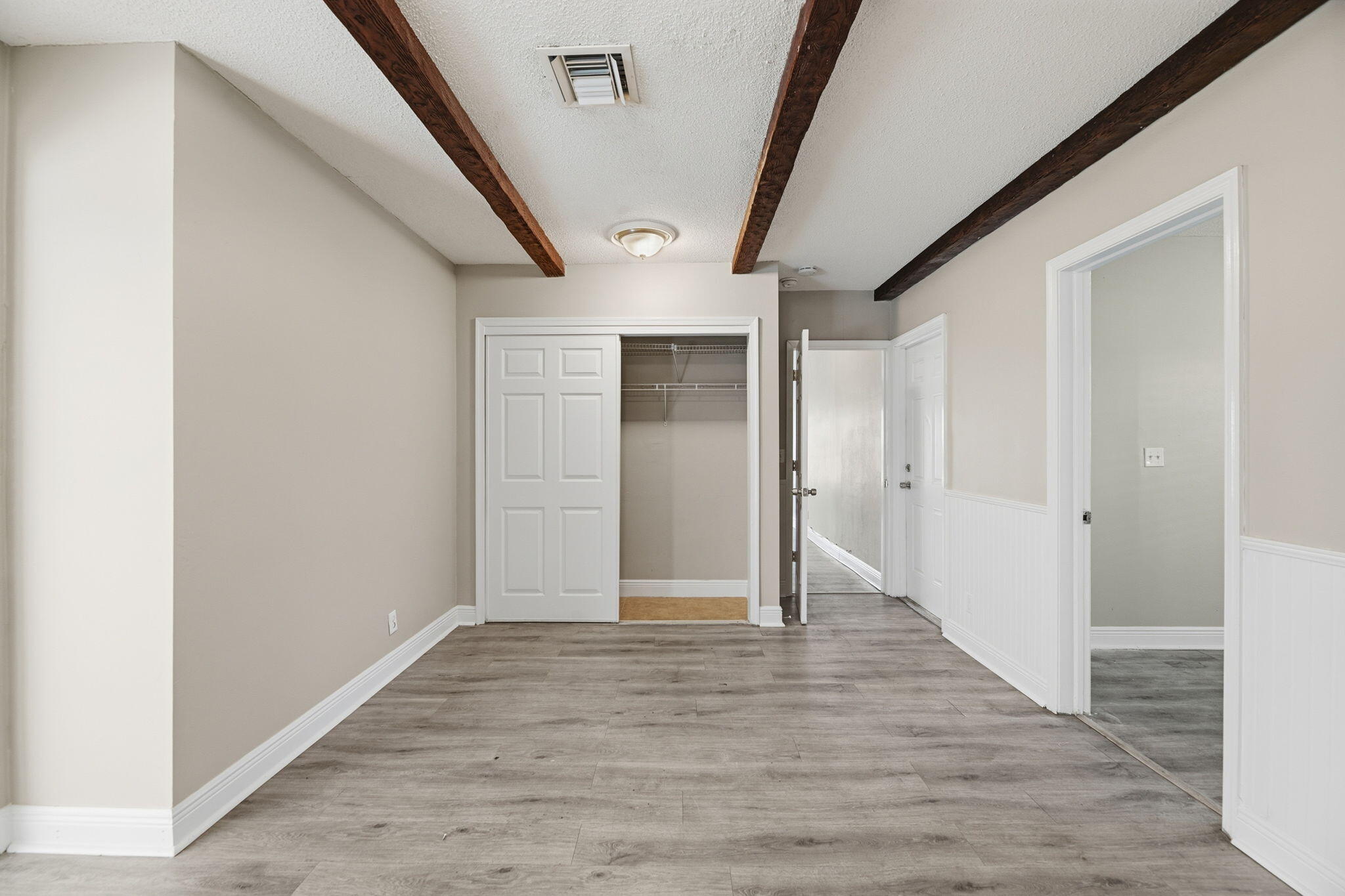 DEERFIELD BEACH ESTATES - Residential Income