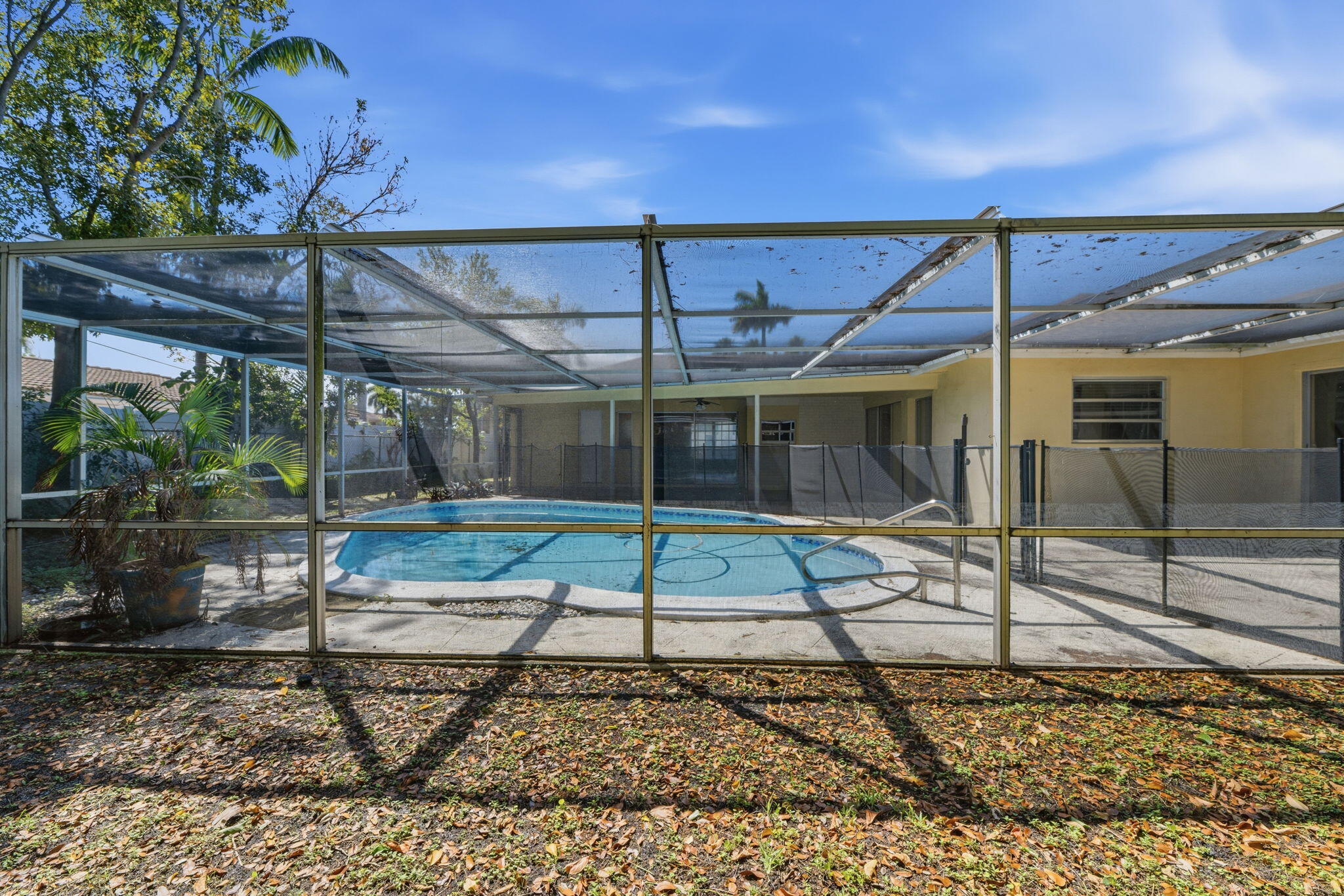 DEERFIELD BEACH ESTATES - Residential Income