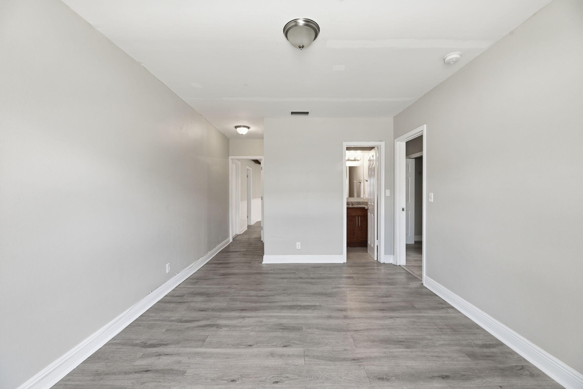 DEERFIELD BEACH ESTATES - Residential Income