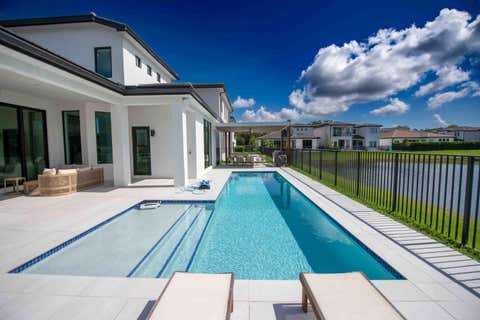 Tiny photo for 5746 Ashwood Circle W, Hollywood, FL 33312 (MLS # B26044869)