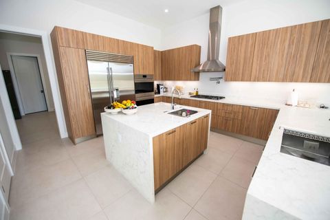 Tiny photo for 5746 Ashwood Circle W, Hollywood, FL 33312 (MLS # B26044869)