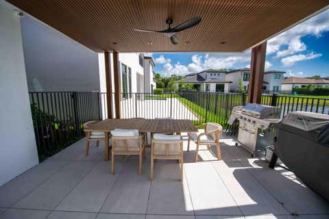 Tiny photo for 5746 Ashwood Circle W, Hollywood, FL 33312 (MLS # B26044869)