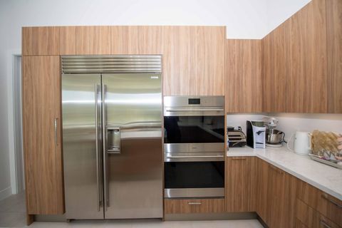 Tiny photo for 5746 Ashwood Circle W, Hollywood, FL 33312 (MLS # B26044869)