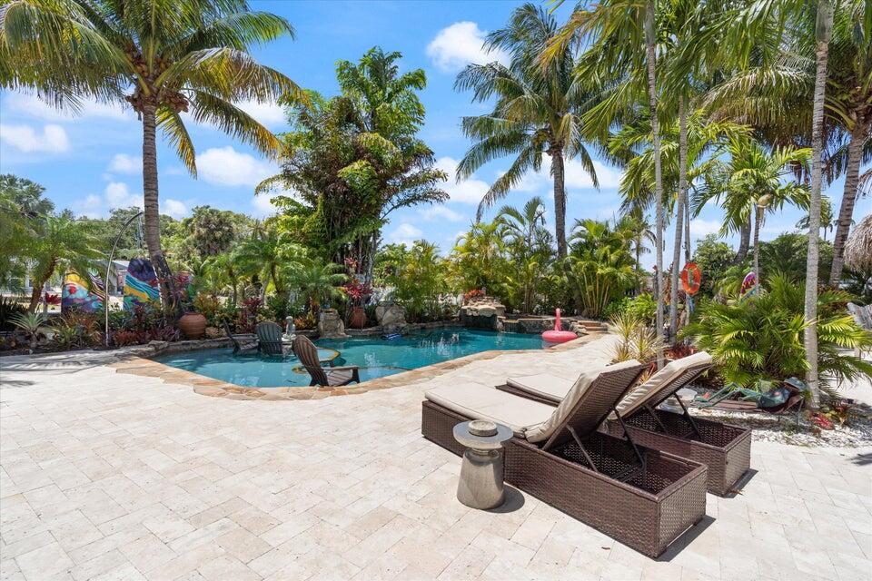 Coral Key Villas 5th Sec - Residential