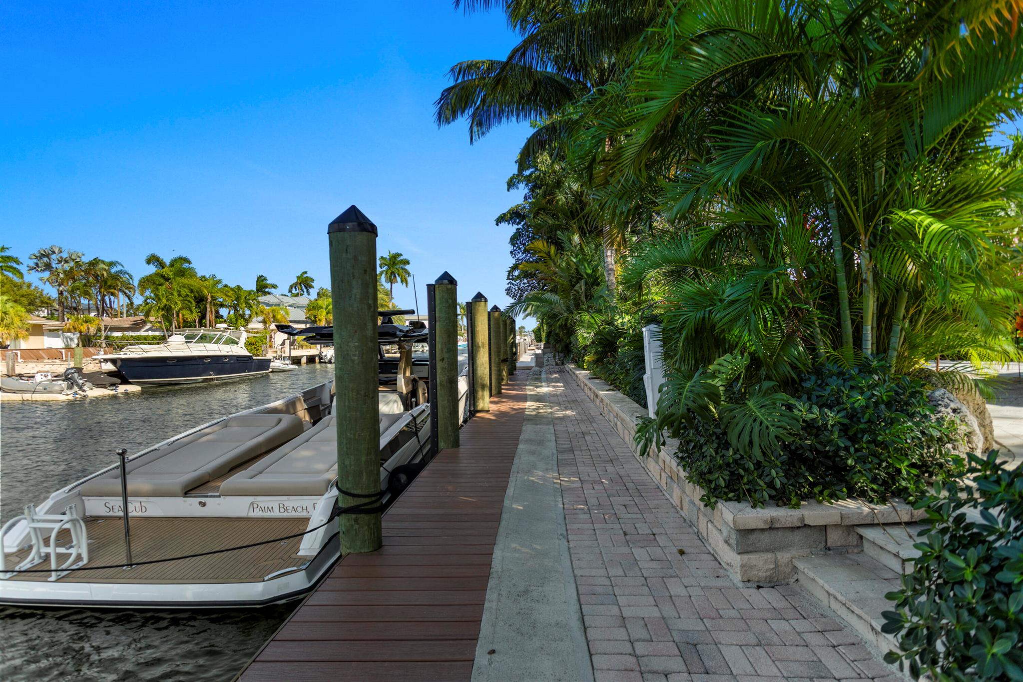 Coral Key Villas 5th Sec - Residential