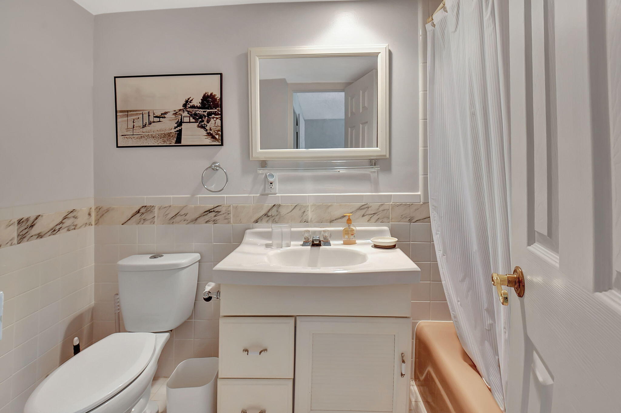 JARDIN DEL MAR CONDO - Residential