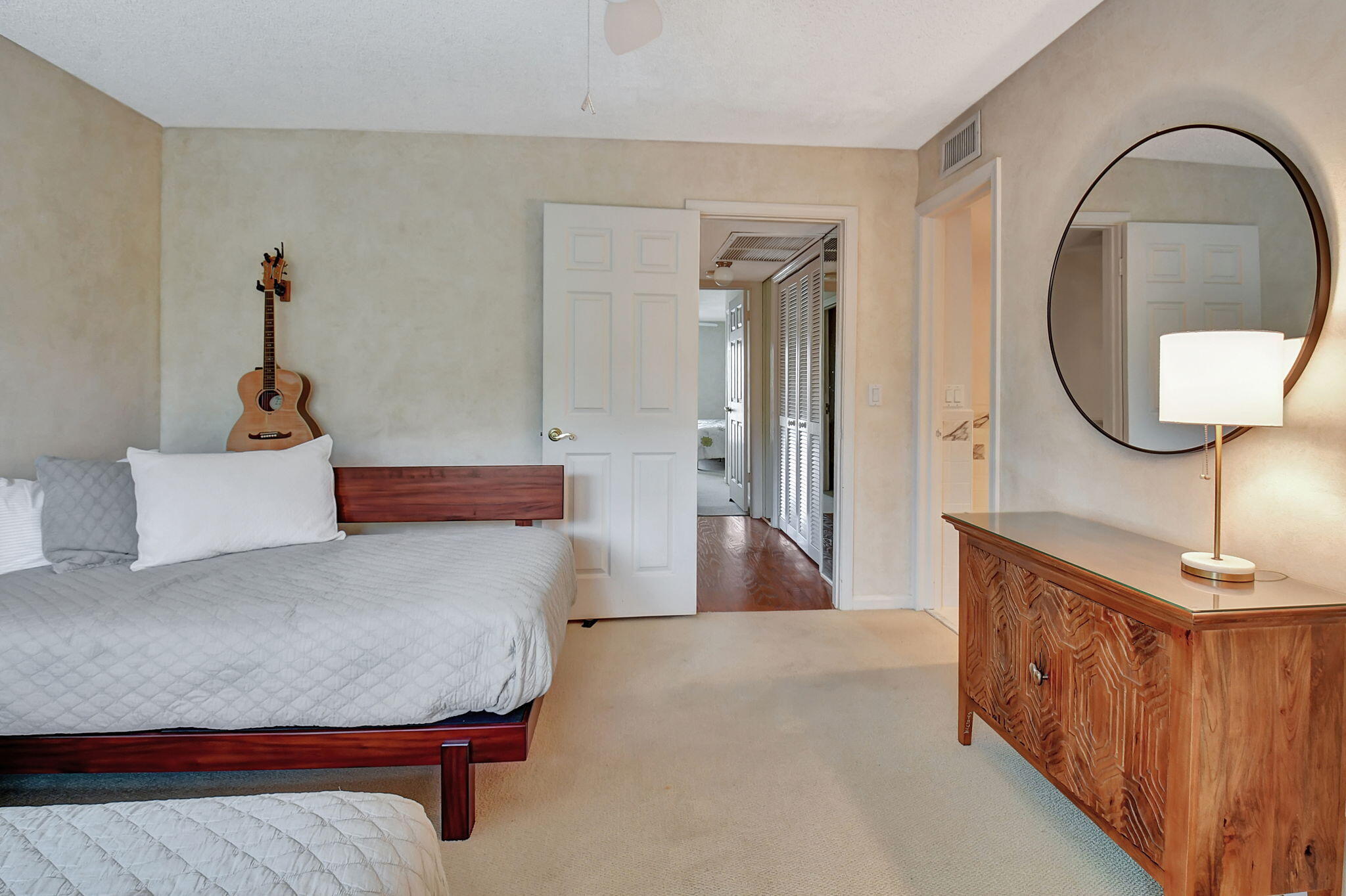 JARDIN DEL MAR CONDO - Residential