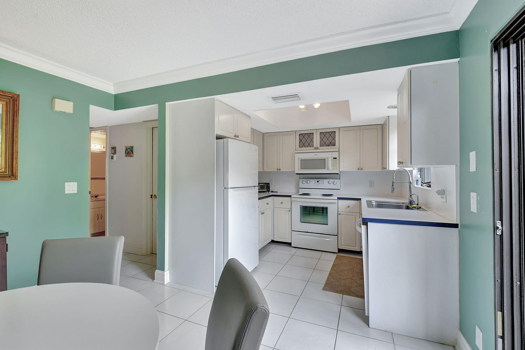 JARDIN DEL MAR CONDO - Residential