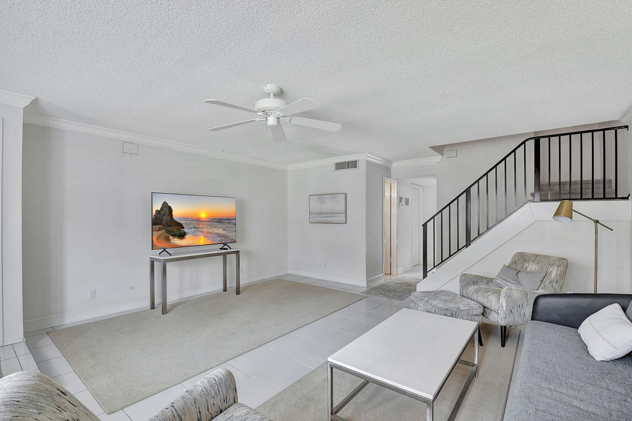 JARDIN DEL MAR CONDO - Residential