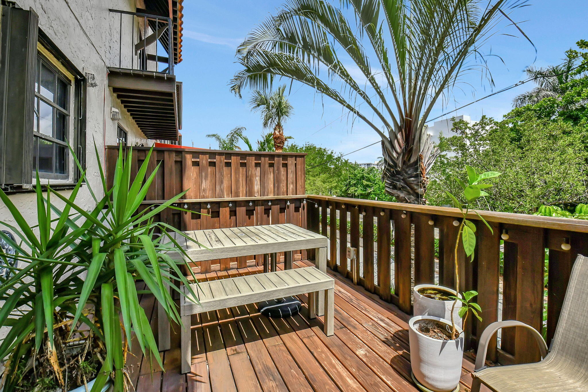 JARDIN DEL MAR CONDO - Residential