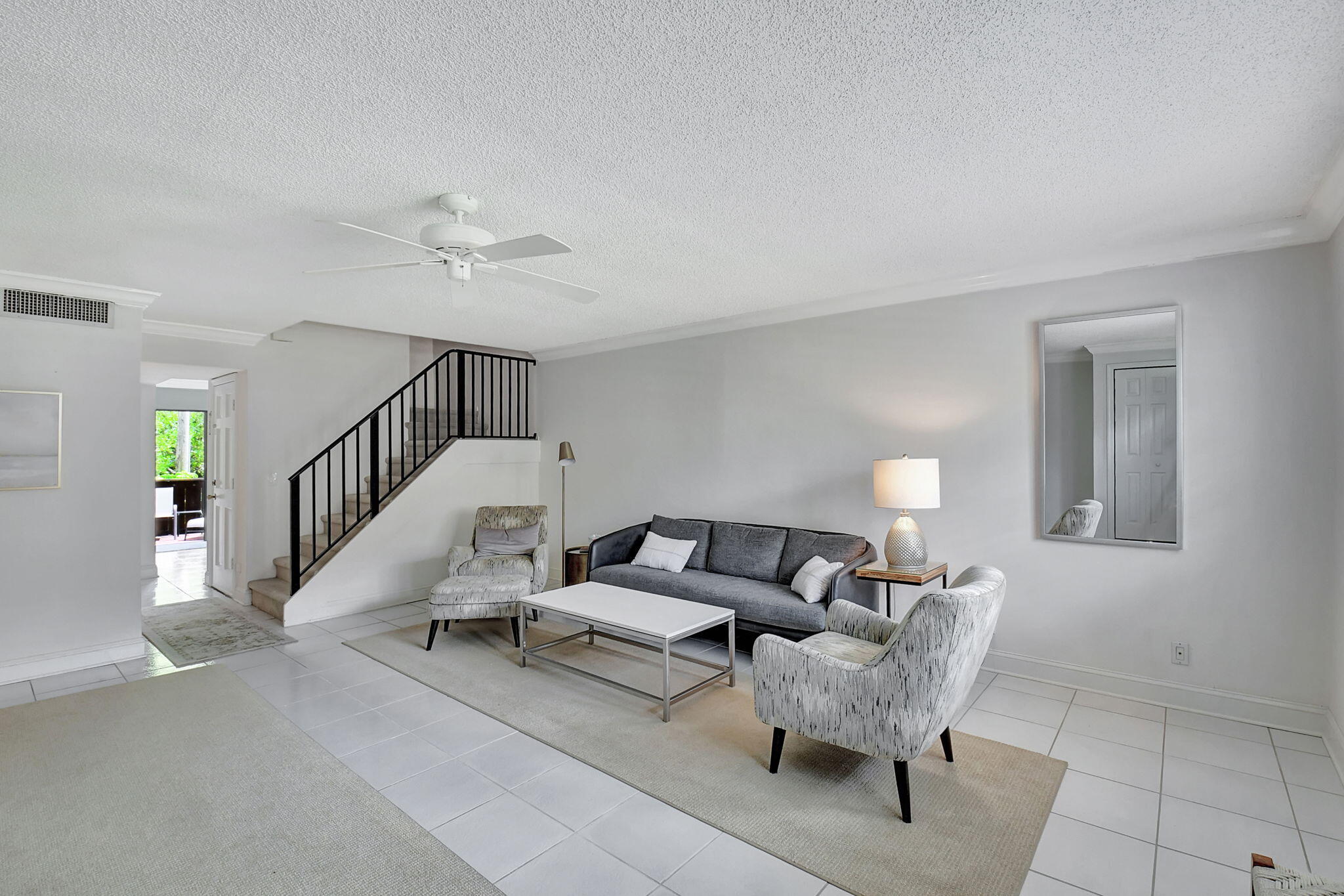 JARDIN DEL MAR CONDO - Residential