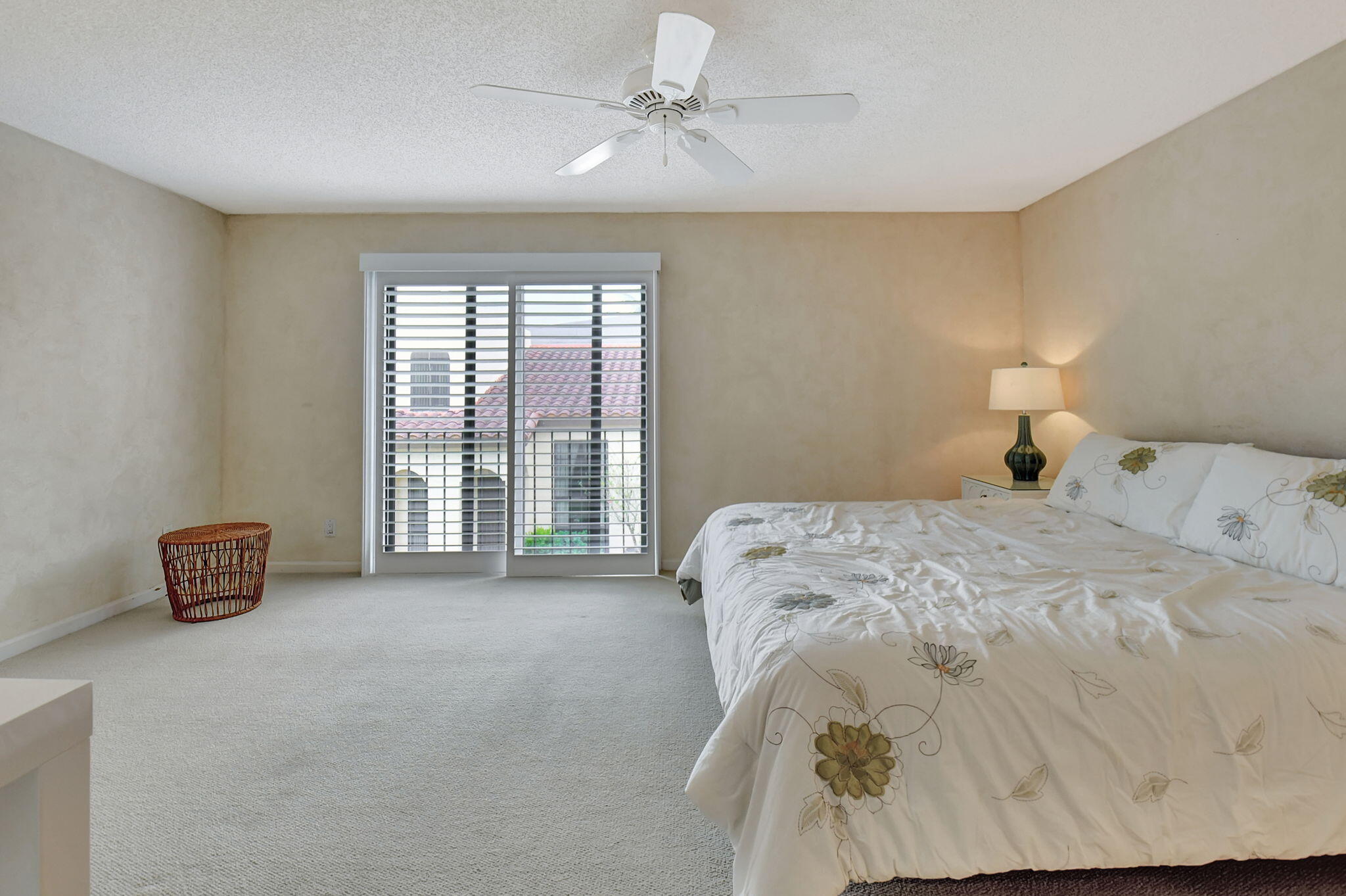 JARDIN DEL MAR CONDO - Residential