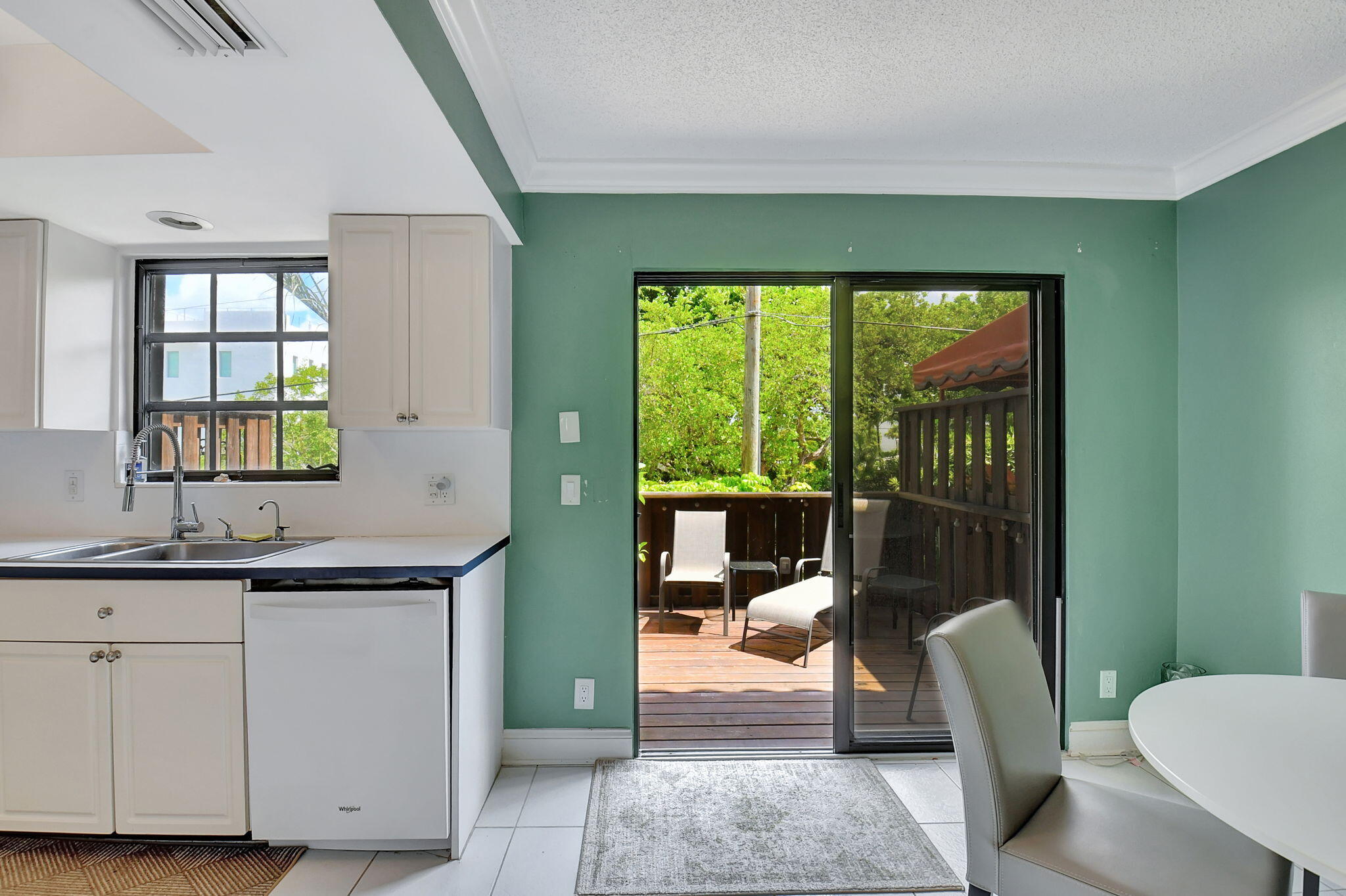 JARDIN DEL MAR CONDO - Residential