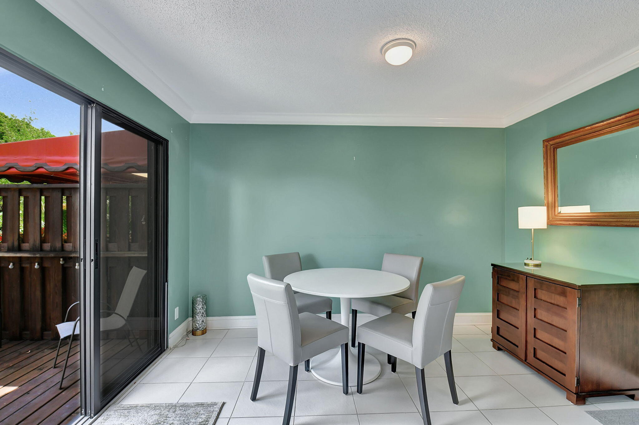 JARDIN DEL MAR CONDO - Residential