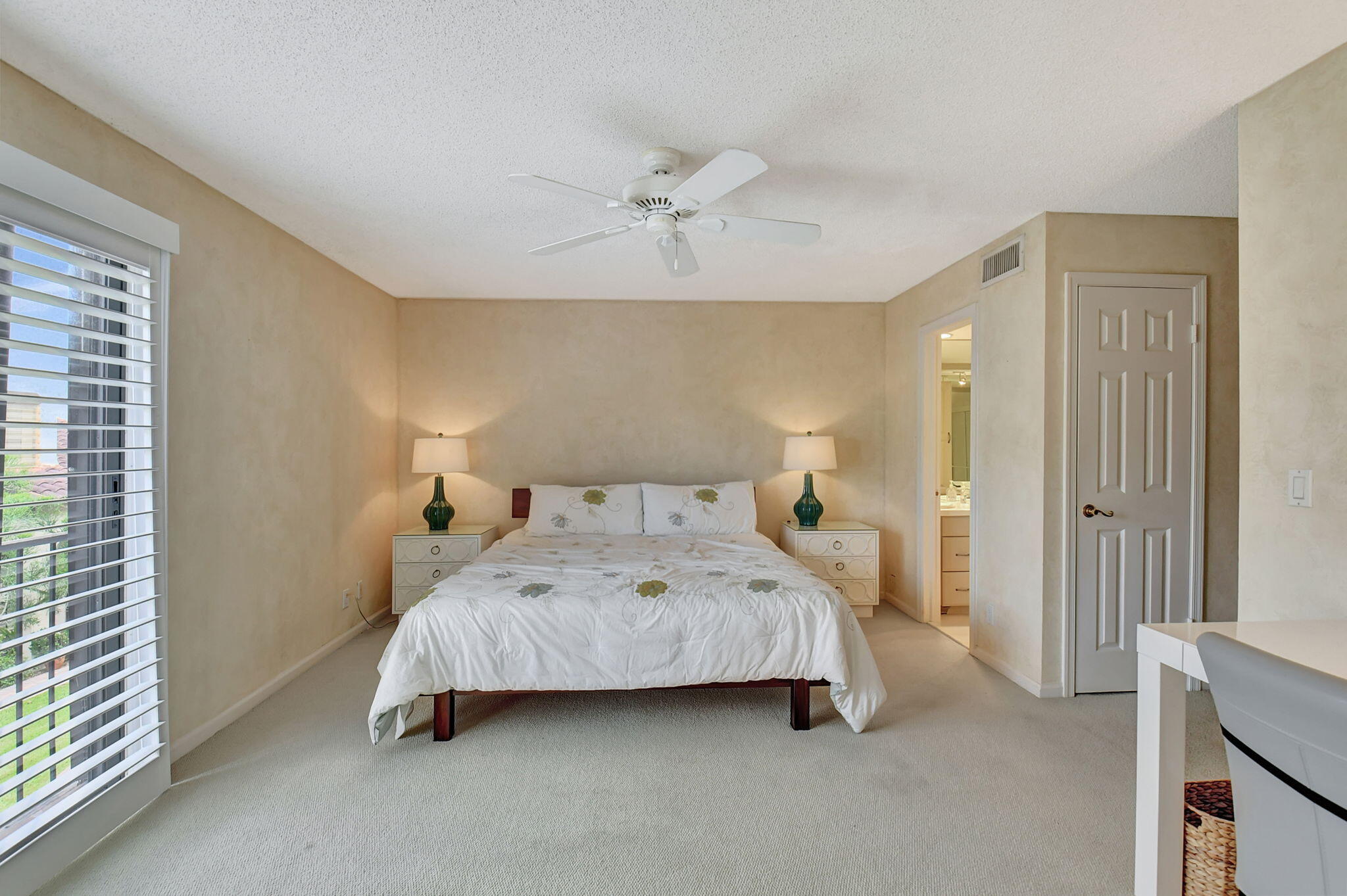 JARDIN DEL MAR CONDO - Residential