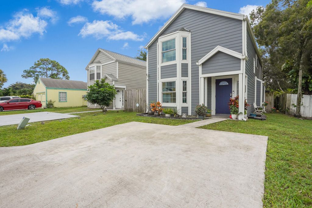 Photo of 5828 Cassandra Court, West Palm Beach, FL 33415 (MLS # R11136263)