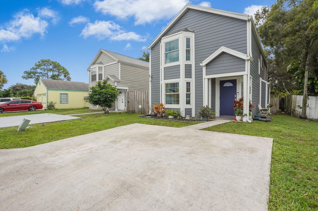 Photo of 5828 Cassandra Court, West Palm Beach, FL 33415 (MLS # R11136263)