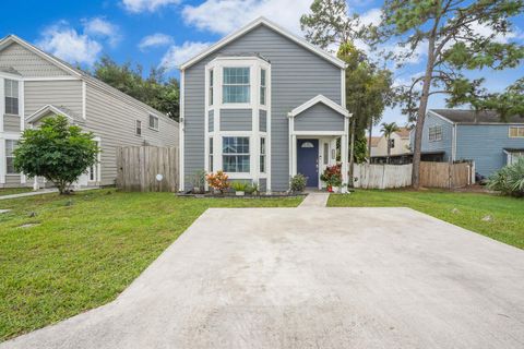 5828 Cassandra Court West Palm Beach FL 33415