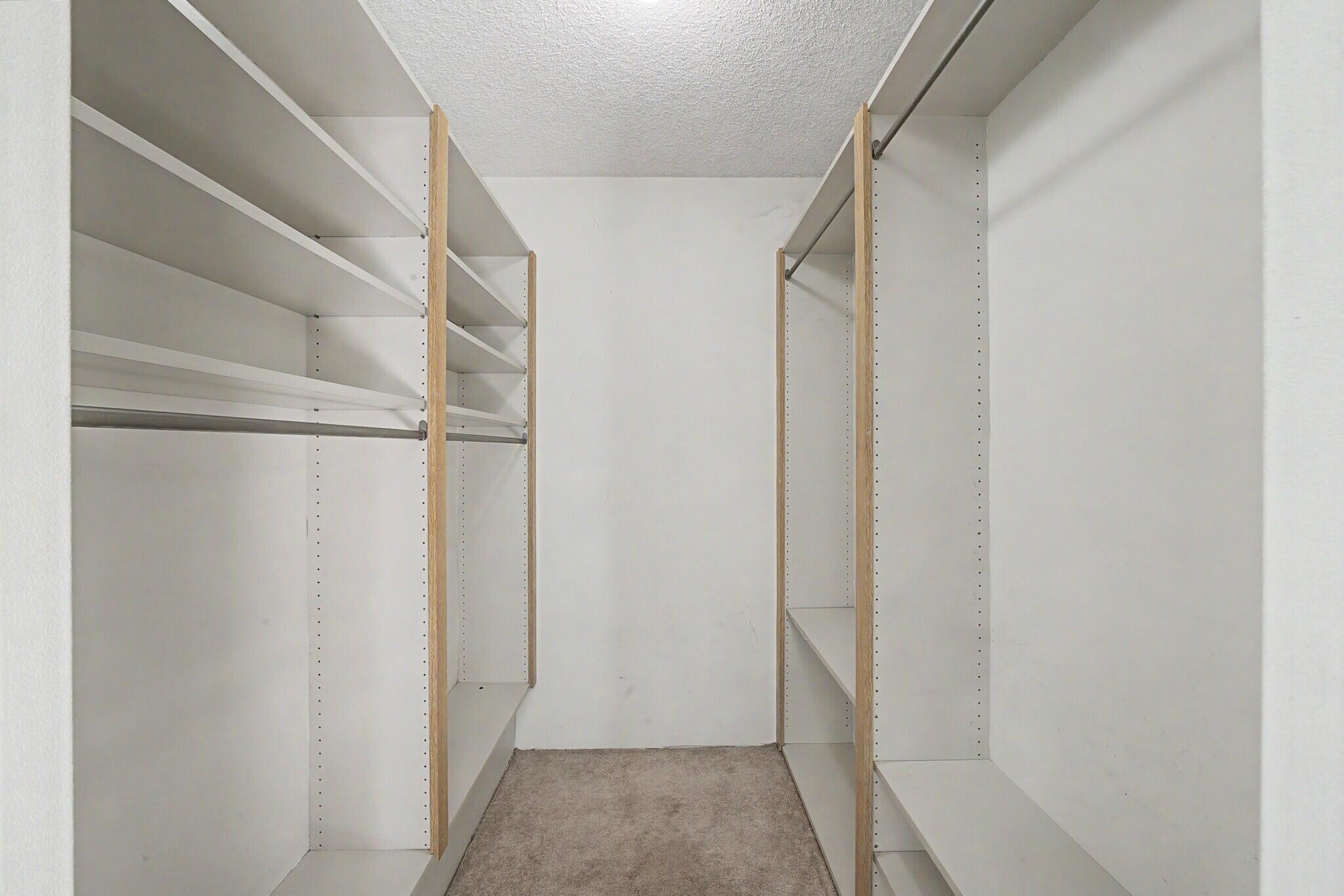 Village Of Sandalwood Lakes So - Residential