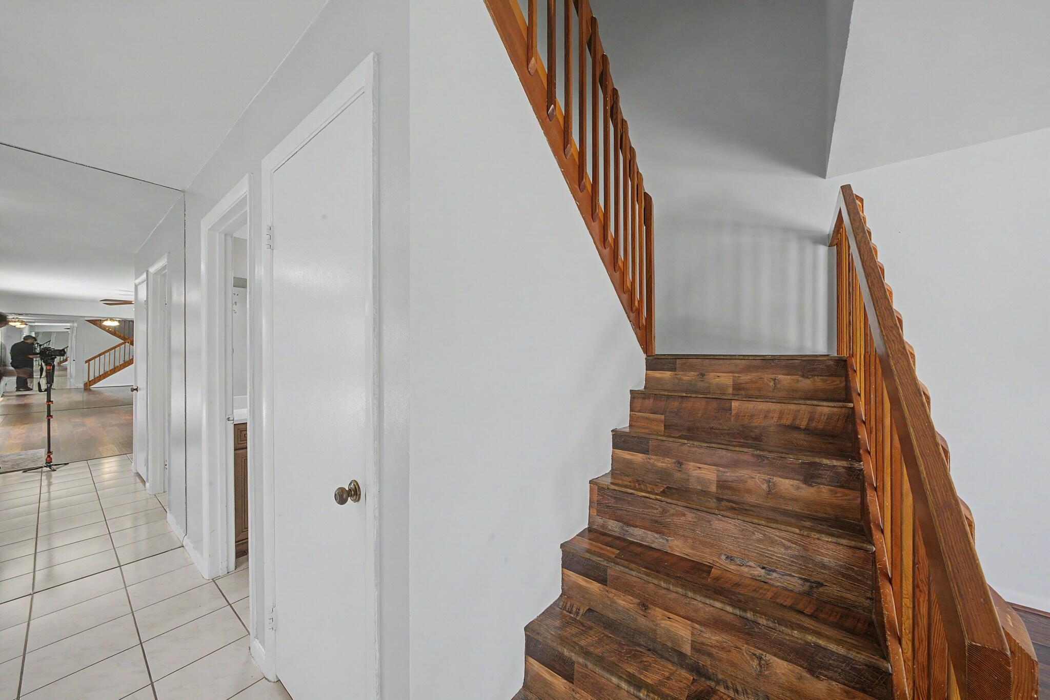 Village Of Sandalwood Lakes So - Residential