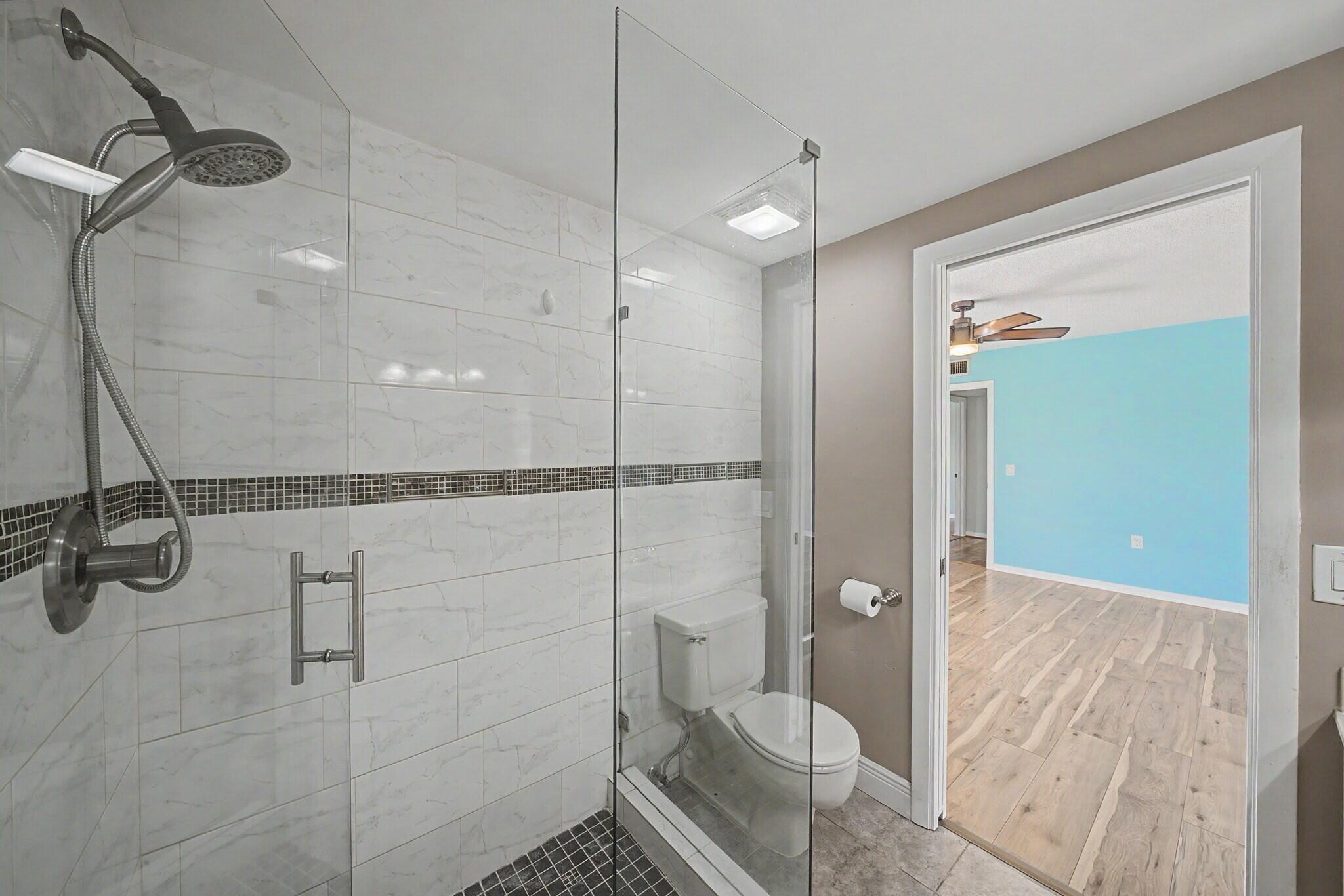 Village Of Sandalwood Lakes So - Residential