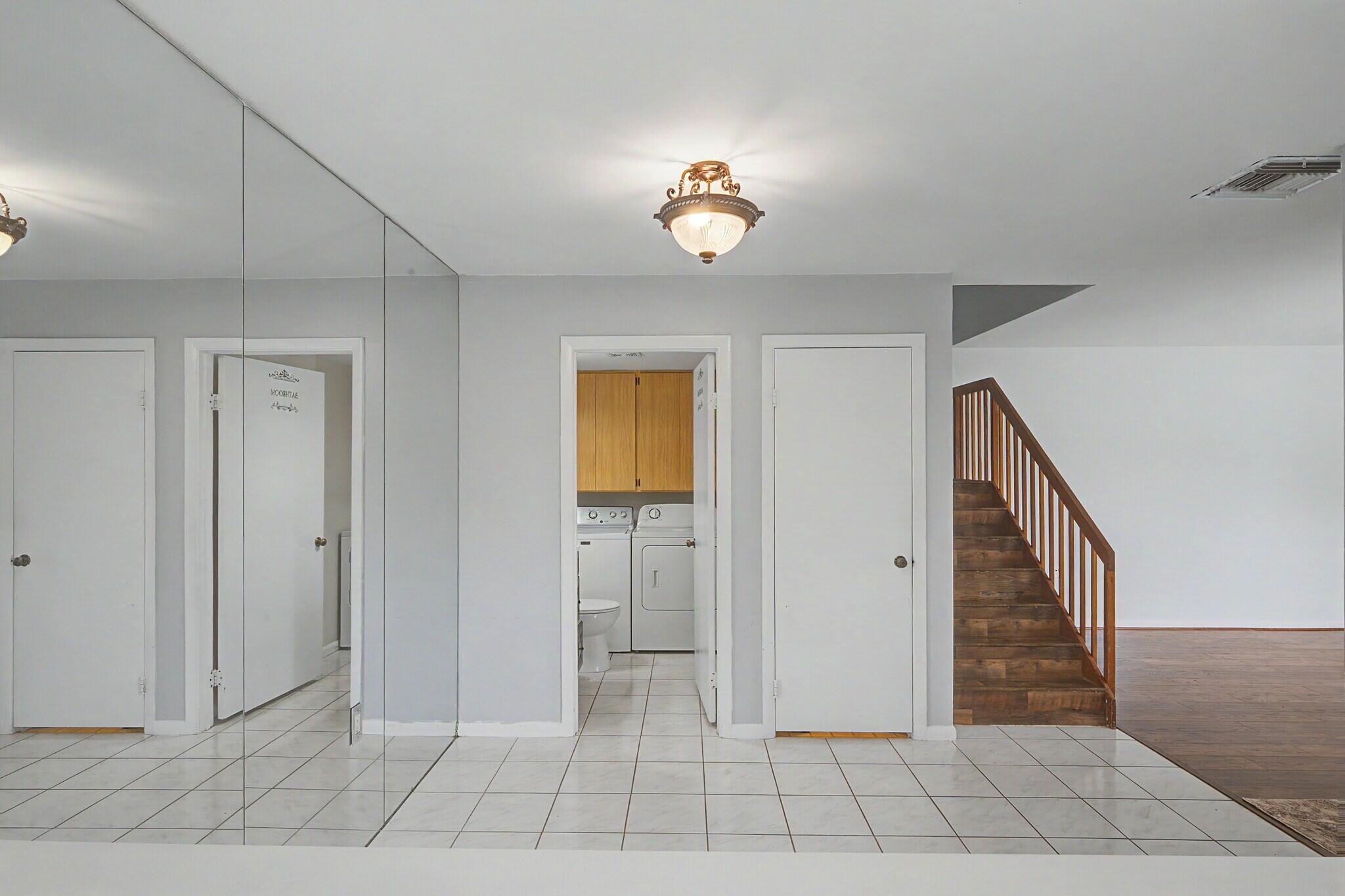 Village Of Sandalwood Lakes So - Residential