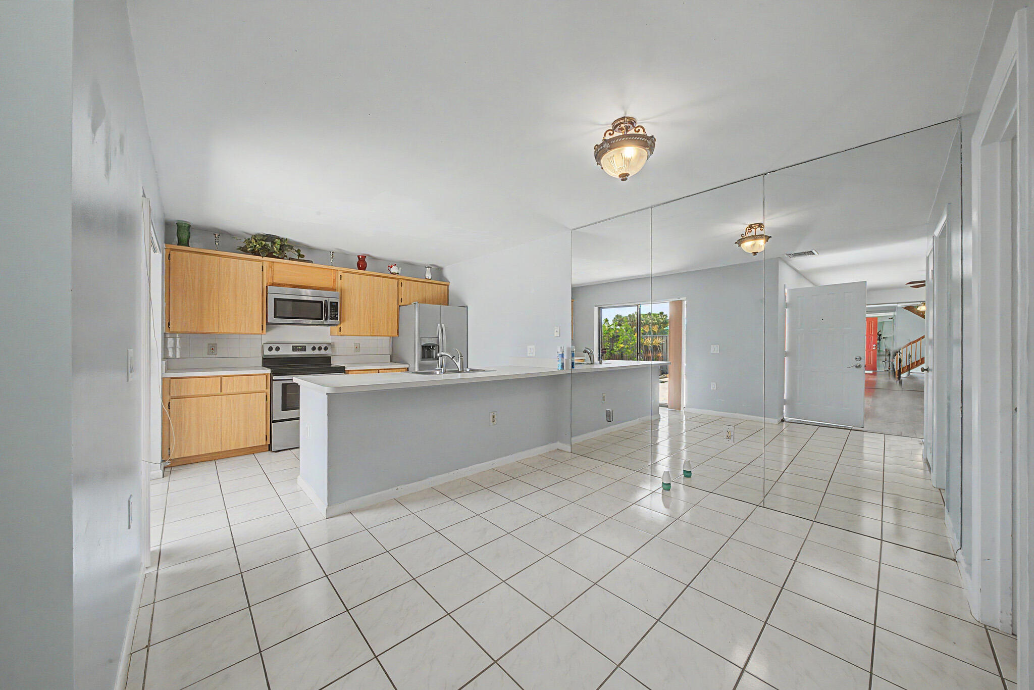 Village Of Sandalwood Lakes So - Residential