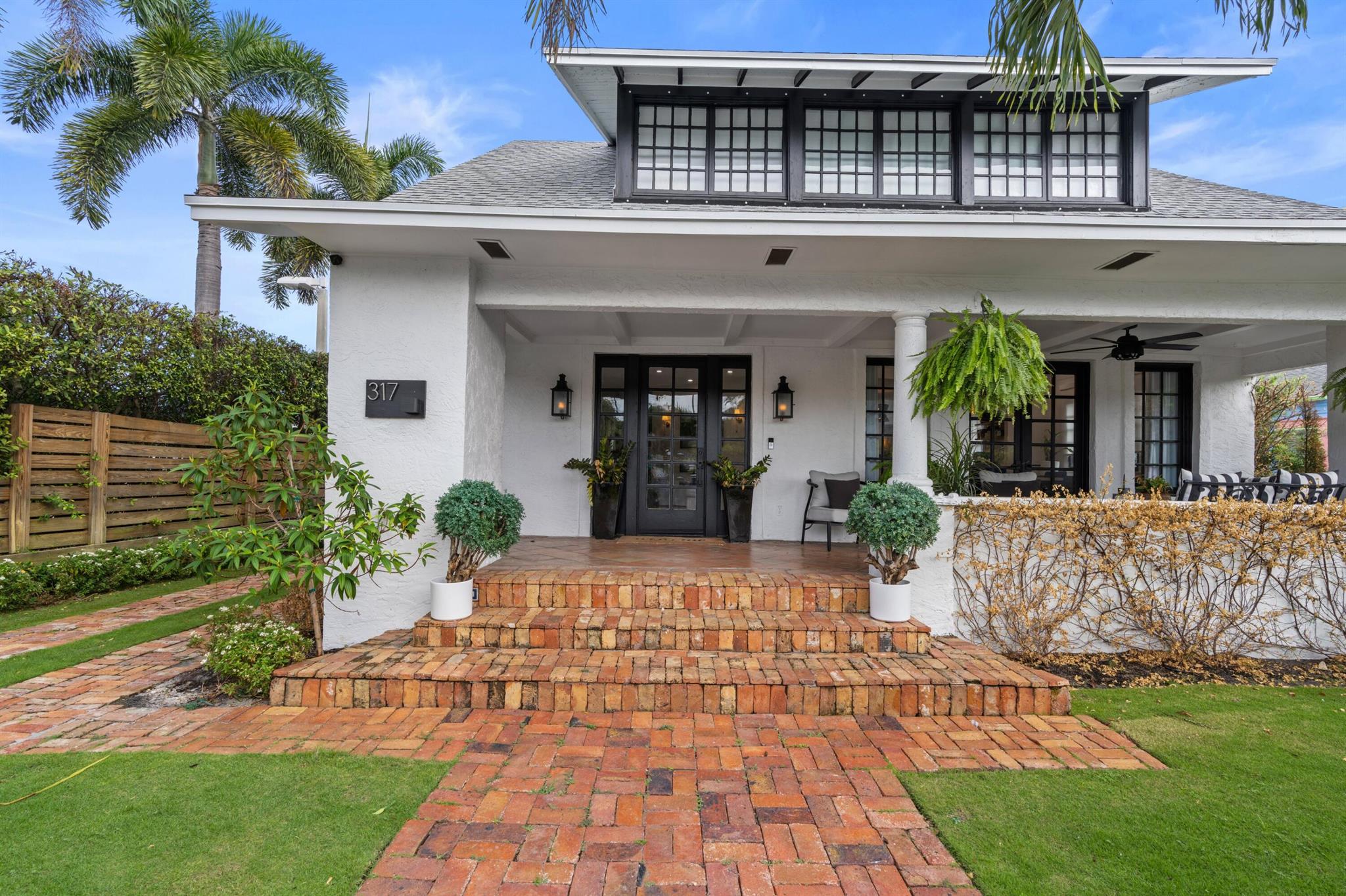 CARLBERG COURT - Residential