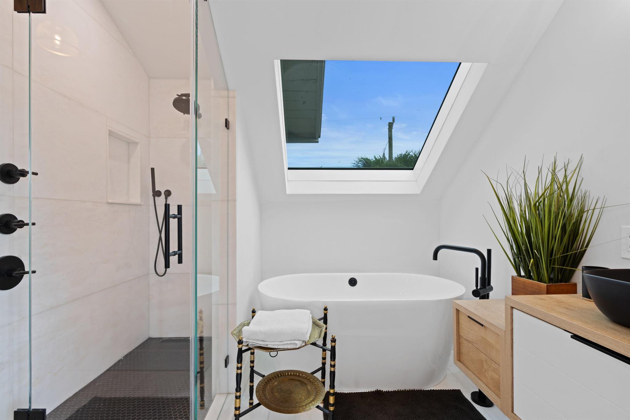 CARLBERG COURT - Residential