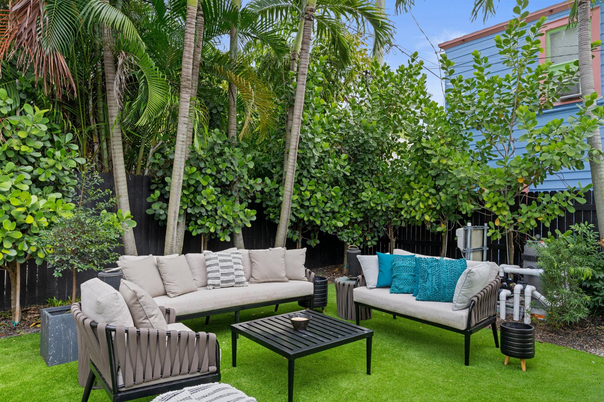 CARLBERG COURT - Residential