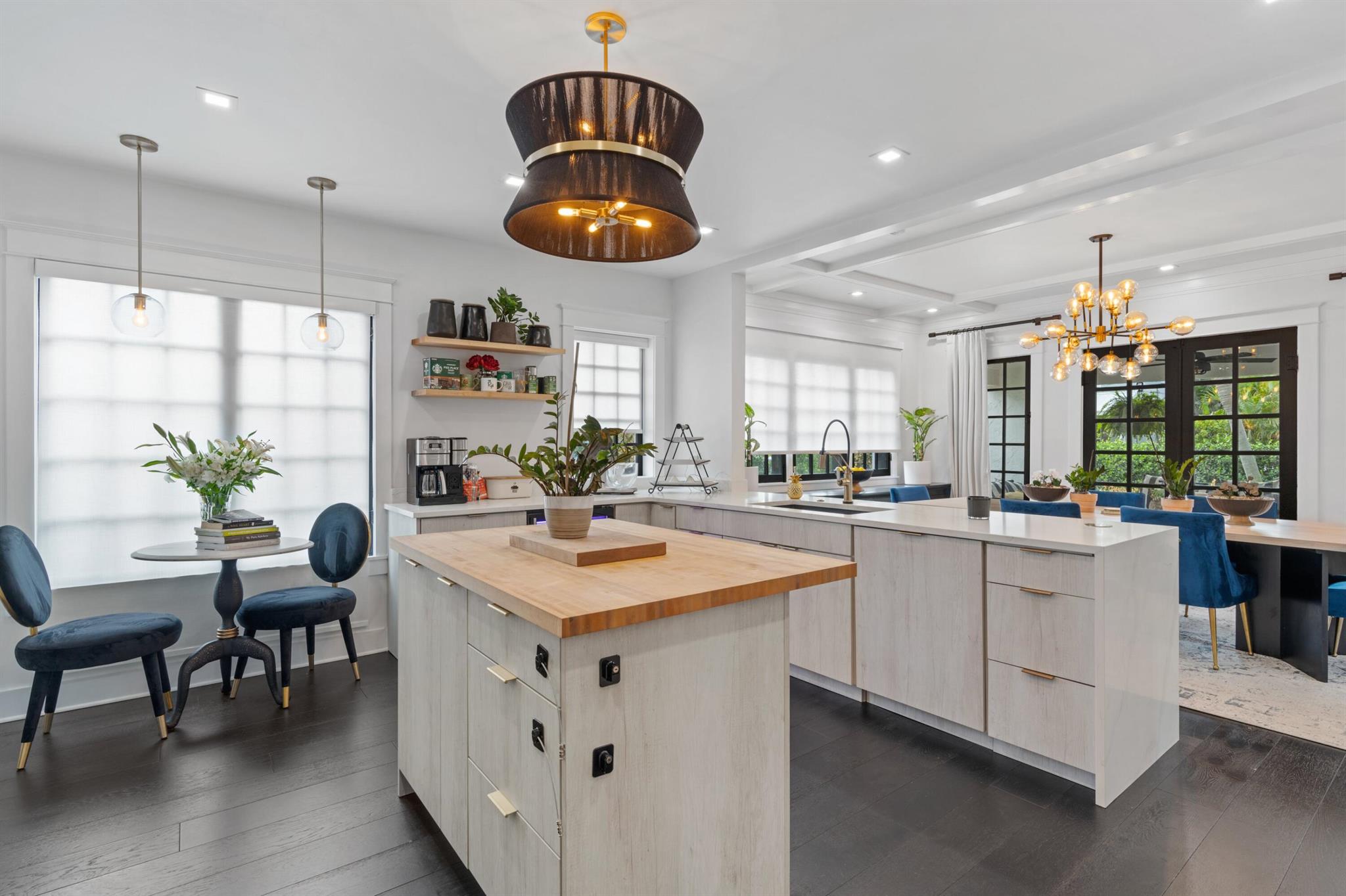 CARLBERG COURT - Residential