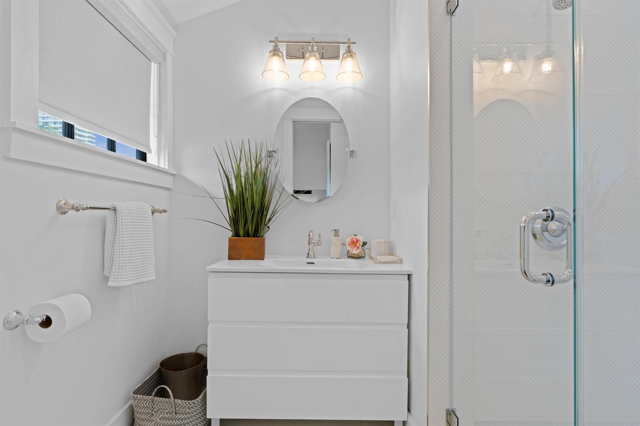 CARLBERG COURT - Residential