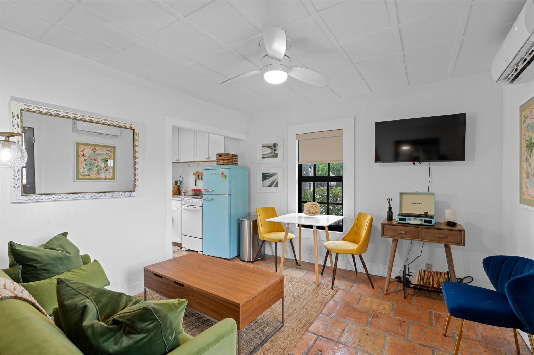 CARLBERG COURT - Residential