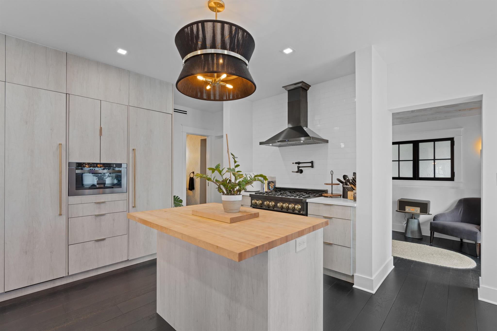 CARLBERG COURT - Residential