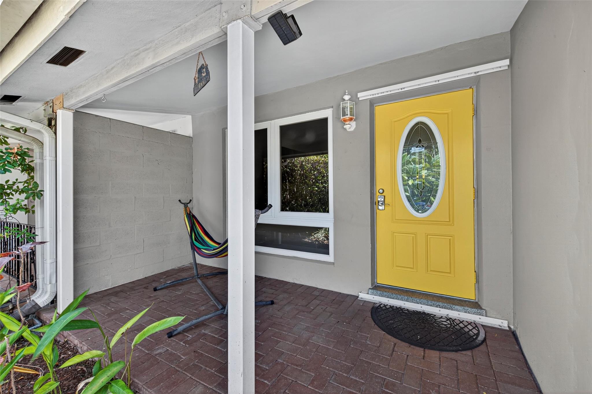 2115 NE 15th Ave