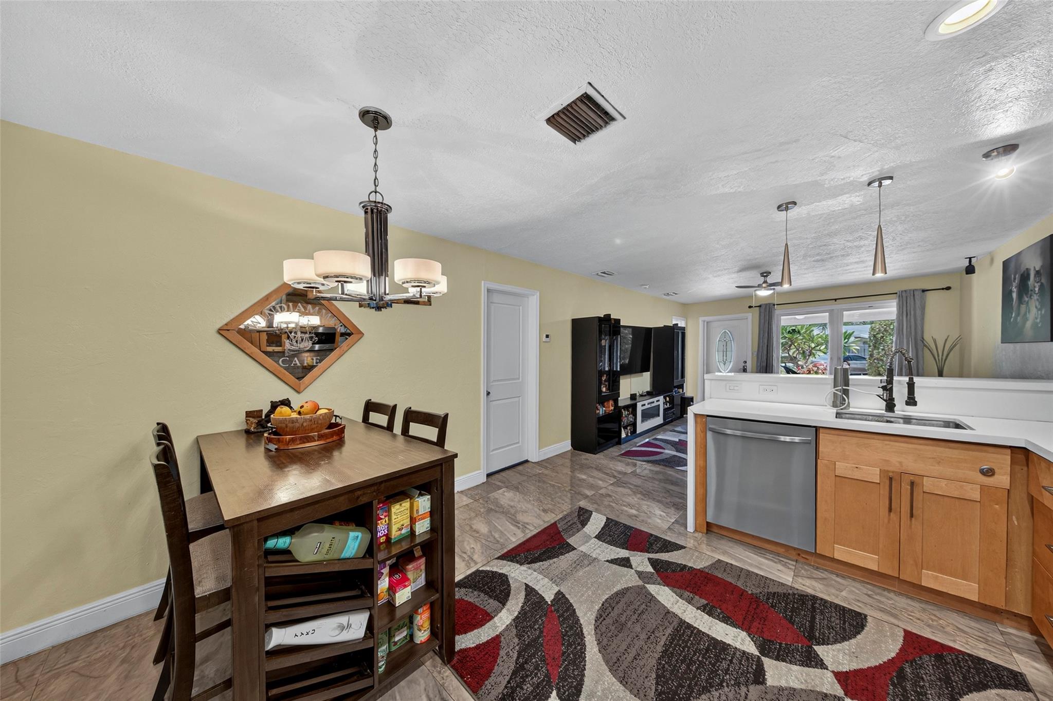 EDGEWATER ESTATES 1ST ADD - Residential