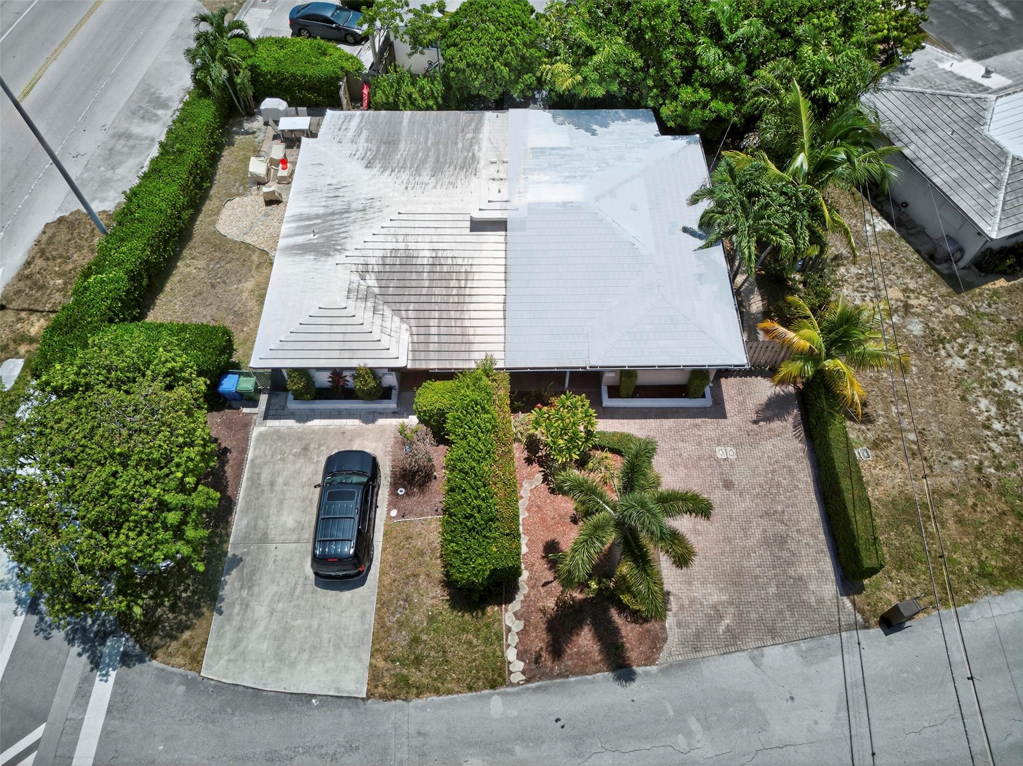 EDGEWATER ESTATES 1ST ADD - Residential