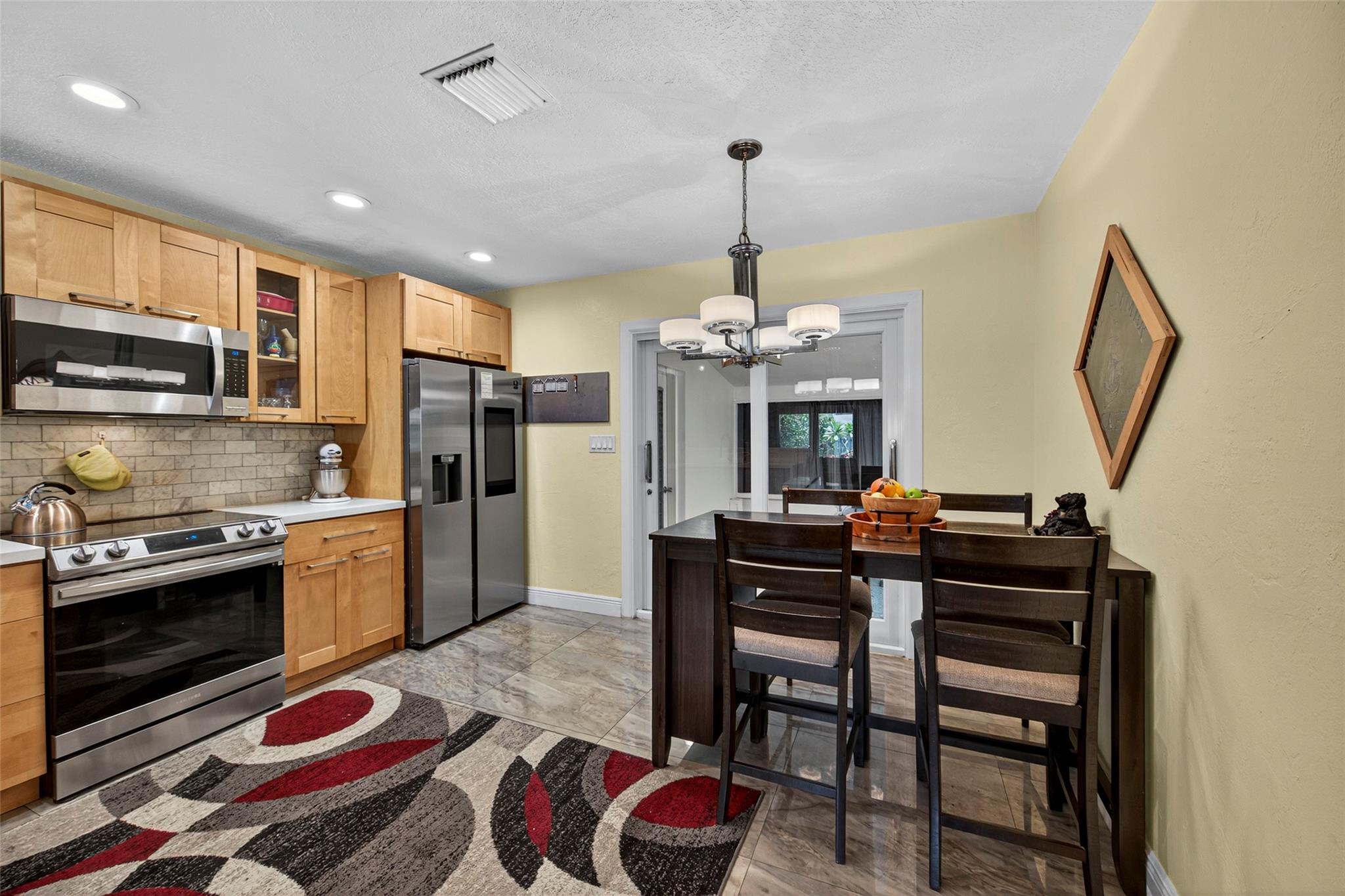 EDGEWATER ESTATES 1ST ADD - Residential