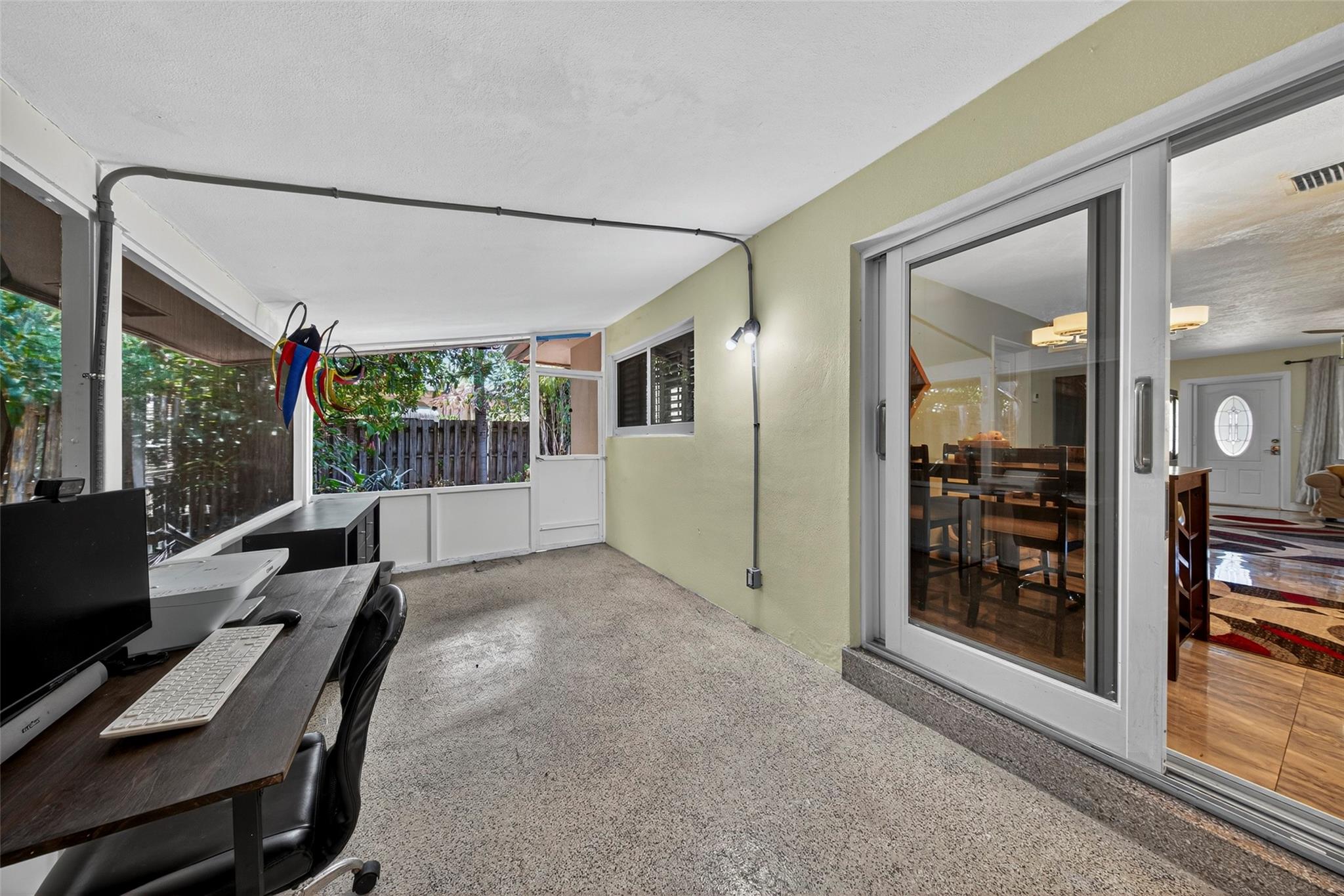 EDGEWATER ESTATES 1ST ADD - Residential