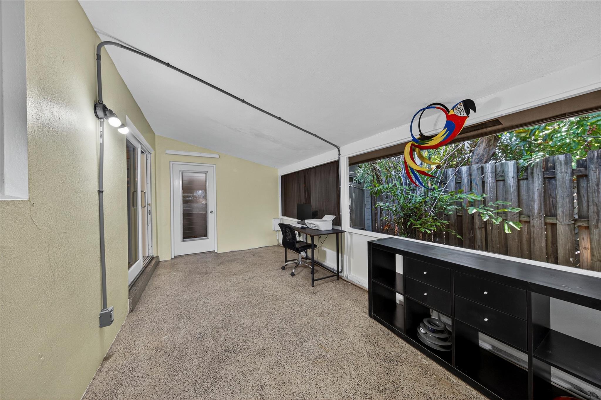 EDGEWATER ESTATES 1ST ADD - Residential