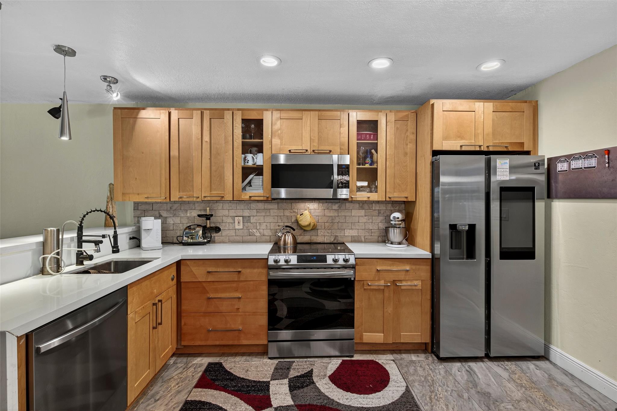 EDGEWATER ESTATES 1ST ADD - Residential