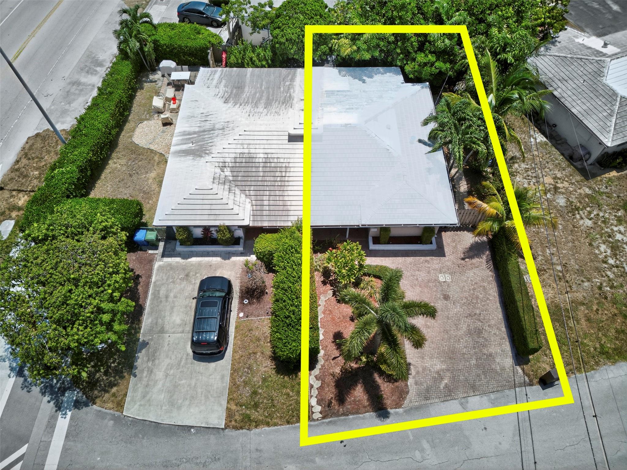 EDGEWATER ESTATES 1ST ADD - Residential