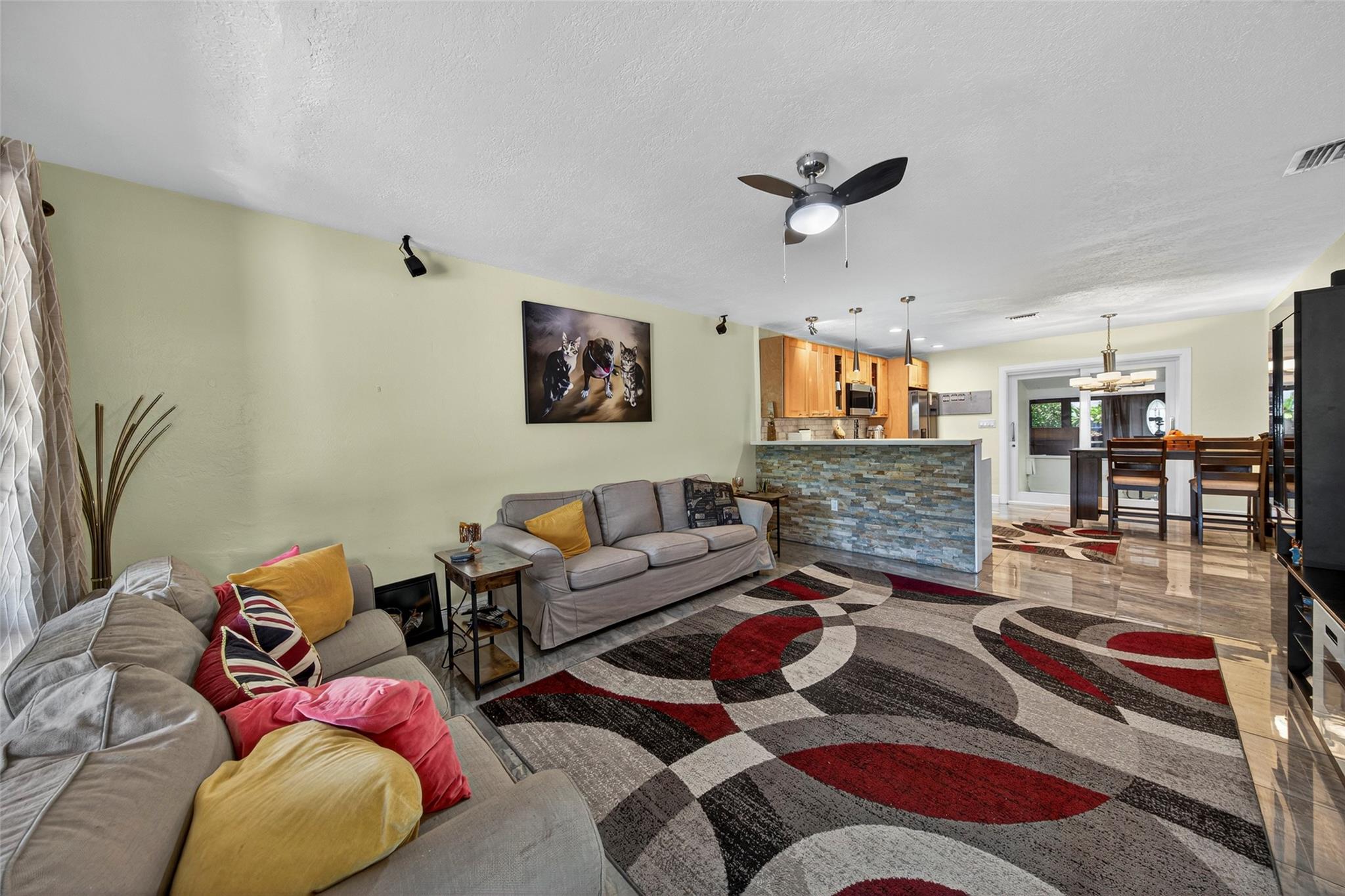 EDGEWATER ESTATES 1ST ADD - Residential