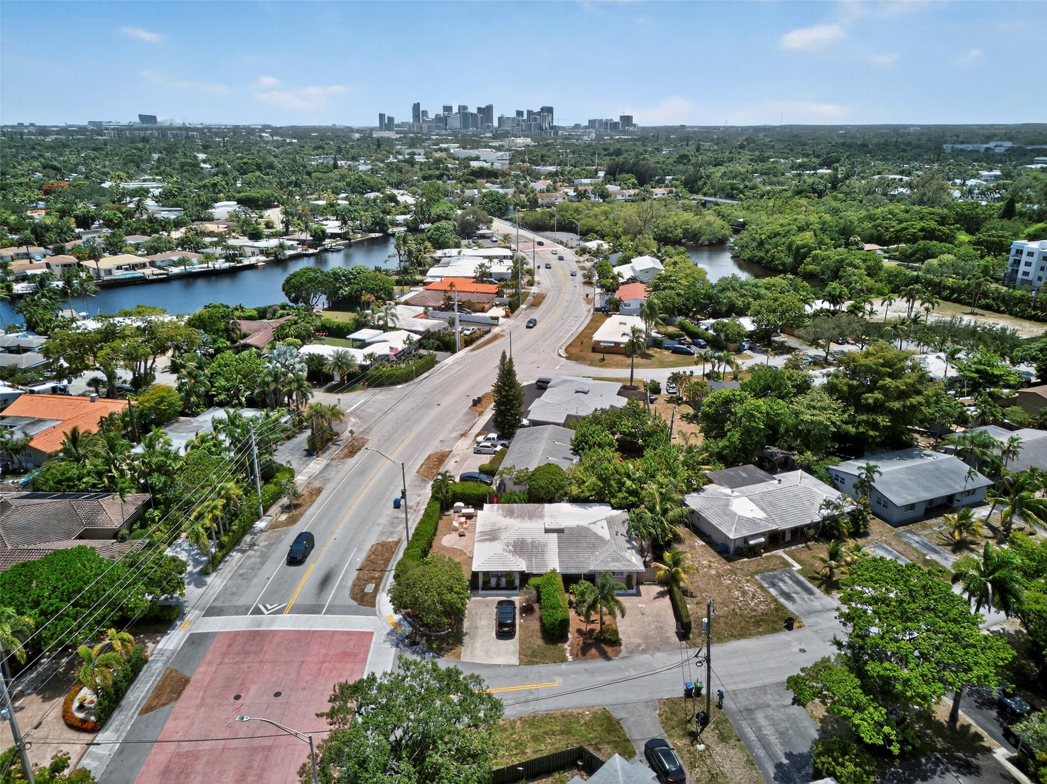 EDGEWATER ESTATES 1ST ADD - Residential