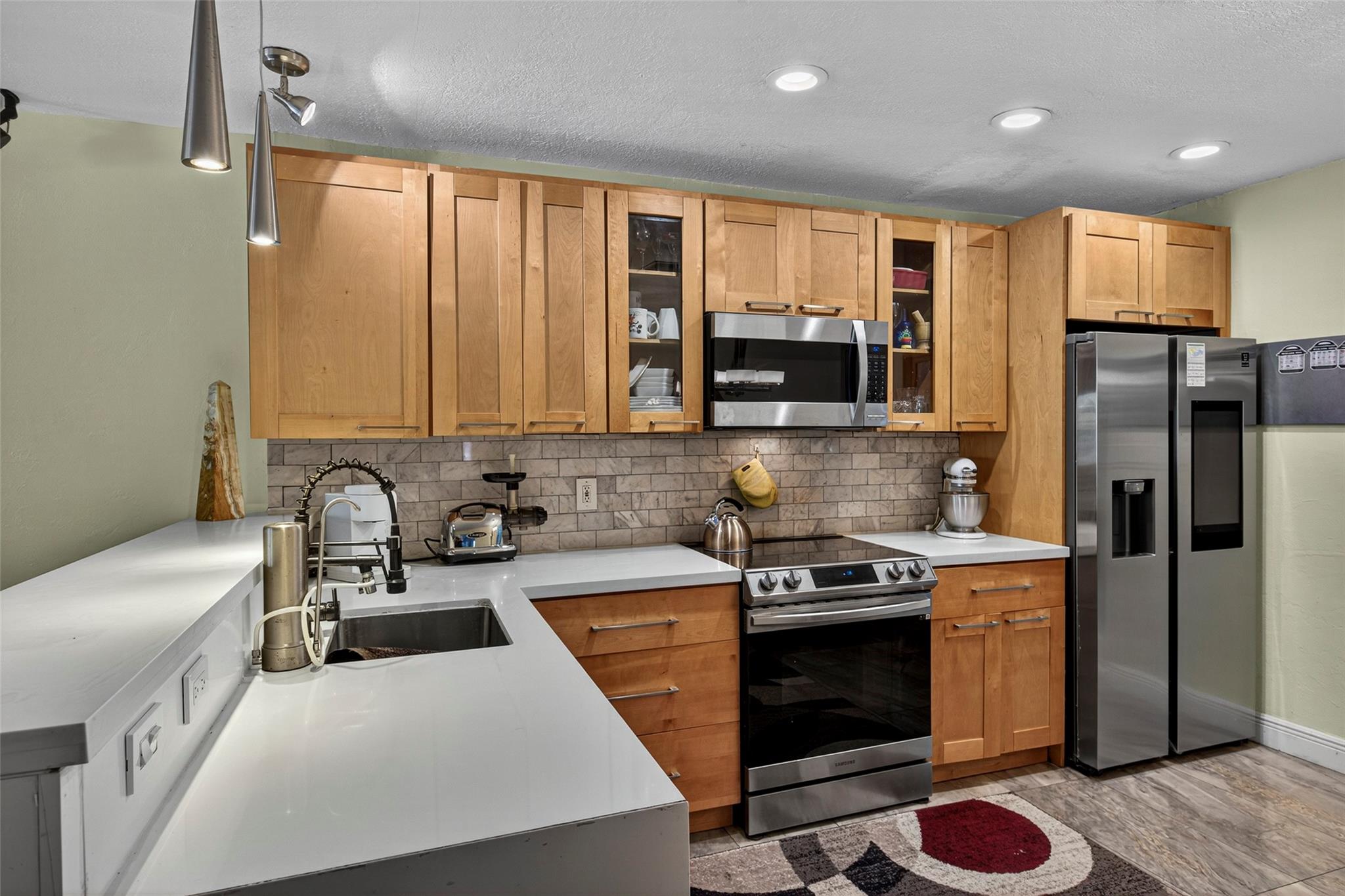 EDGEWATER ESTATES 1ST ADD - Residential