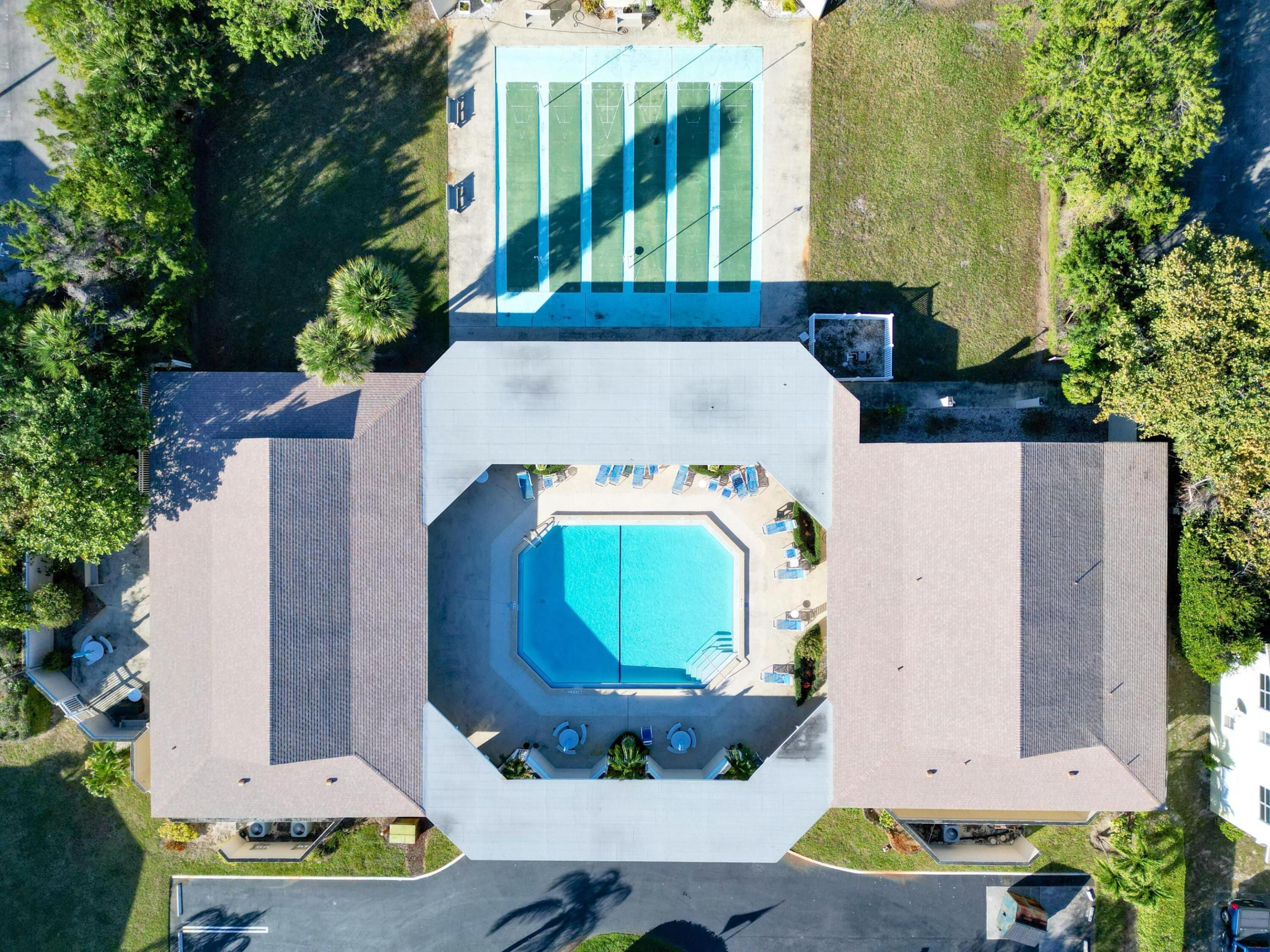 FOUR SEA SUNS CONDO - Residential